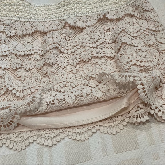 Crochet Cream Mini Skirt - Picture 5 of 9
